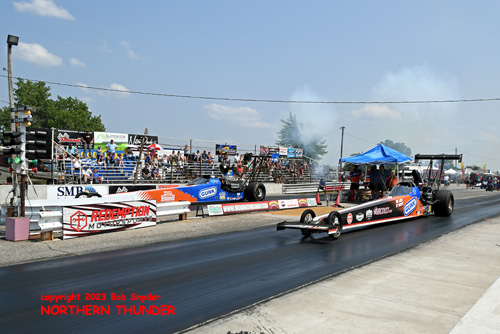Rachel Meyer - 'Randy Meyer Racing' (near lane) vs 
Megan Meyer - 'Randy Meyer Racing' (far lane)